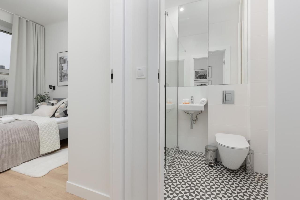 Spacious Apartment With Panoramic View Of Warsaw By Noclegi Renters Bagian luar foto