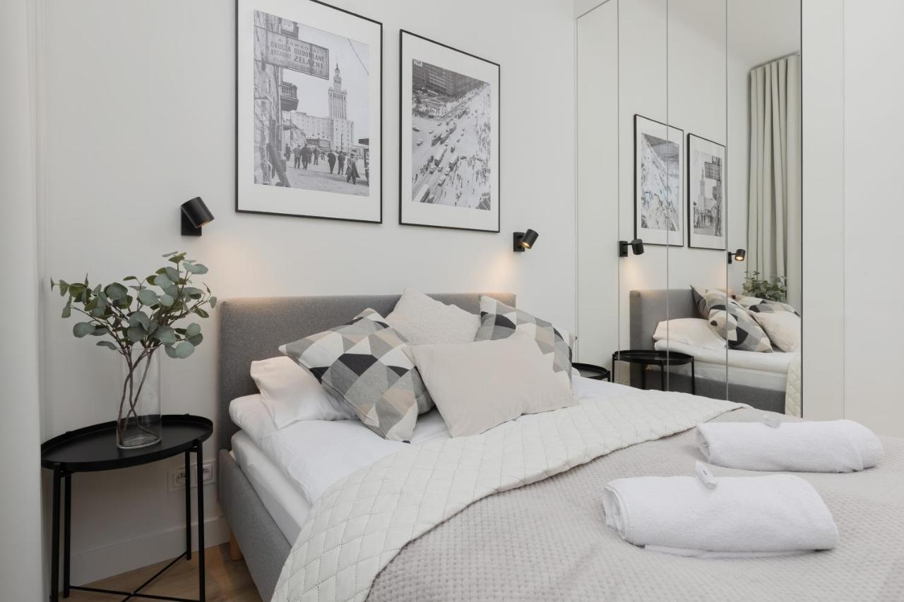 Spacious Apartment With Panoramic View Of Warsaw By Noclegi Renters Bagian luar foto